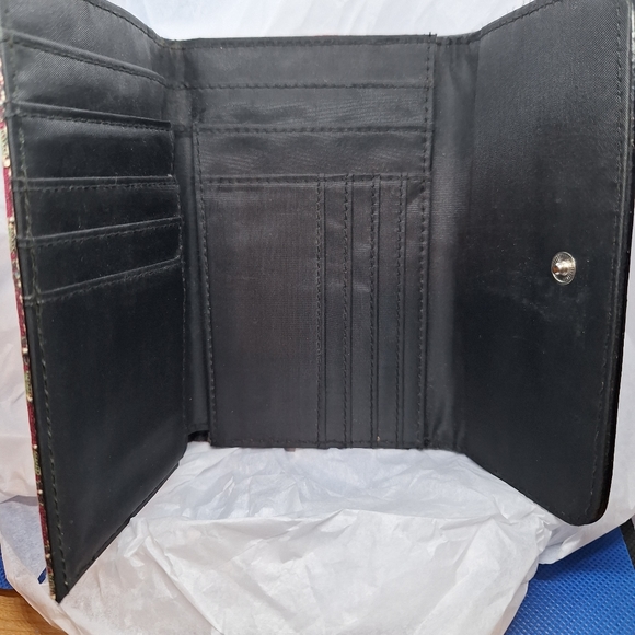 Longaberger red and green wallet EUC - Picture 5 of 5